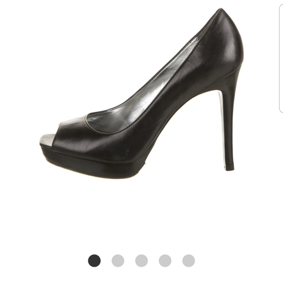 Calvin Klein black leather pumps - Picture 5 of 6